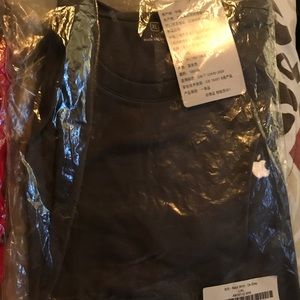 Apple (XL) Sept. Tee Dark GREY